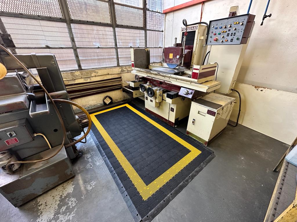 Anti fatigue mat in warehouse